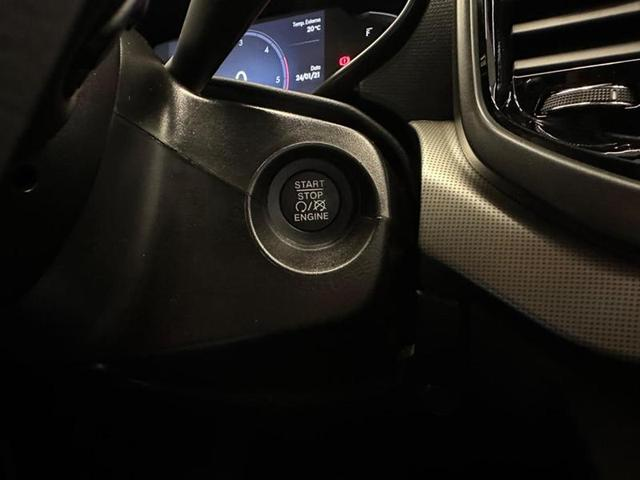 Foto do veículo FIAT TORO  VOLC AT9 4X4 2023 165 KM 157.900,00
