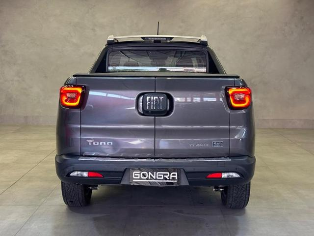 Foto do veículo FIAT TORO  VOLC AT9 4X4 2023 165 KM 157.900,00
