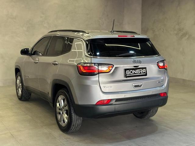 Foto do veículo JEEP COMPASS  LONG TF 2022 48.205 KM 132.900,00