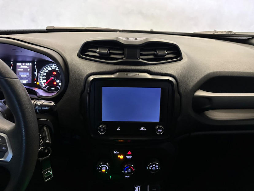 Foto do veículo JEEP RENEGADE  SPORT T270 FLEX 2022 20.145 KM 105.900,00