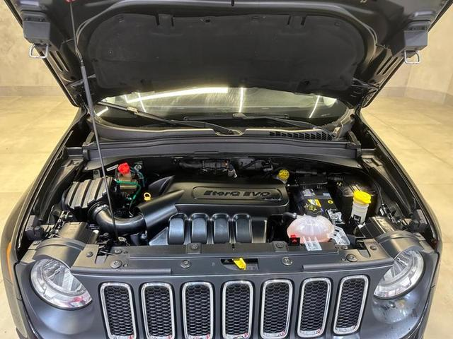 Foto do veículo JEEP RENEGADE  SPORT 1.8 4X2 FLEX 16V AUT. 2016 90.202 KM 67.900,00