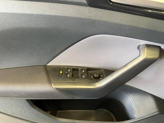 Foto do veículo VOLKSWAGEN T-CROSS T-CROSS 200 TSI COMFORTLINE AUT 2023 32.149 KM 116.900,00