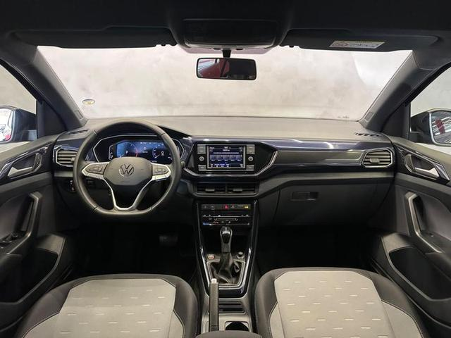 Foto do veículo VOLKSWAGEN T-CROSS T-CROSS 200 TSI COMFORTLINE AUT 2023 32.149 KM 116.900,00
