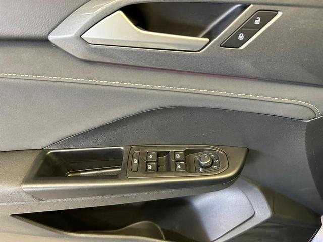 Foto do veículo VOLKSWAGEN TAOS  HL TSI AE 2022 27.529 KM 159.900,00