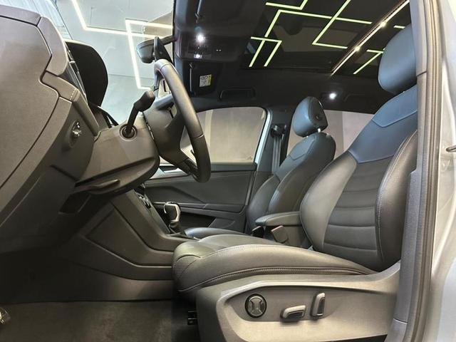 Foto do veículo VOLKSWAGEN TAOS  HL TSI AE 2022 27.529 KM 159.900,00