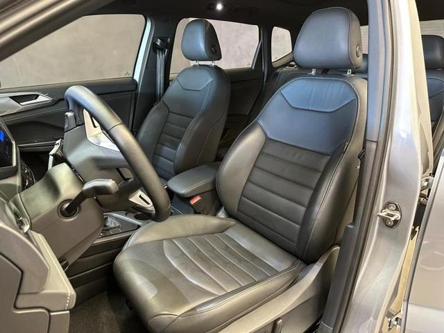 Foto do veículo VOLKSWAGEN TAOS  HL TSI AE 2022 27.529 KM 159.900,00