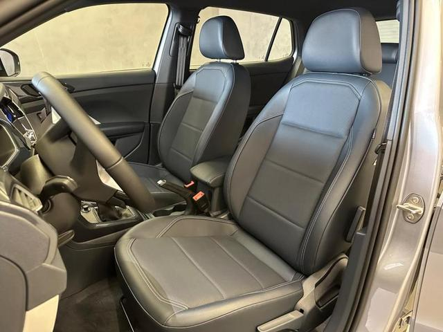 Foto do veículo VOLKSWAGEN T-CROSS T-CROSS HIGHLINE 1.4 TSI FLEX 16V 5P AUT 2024 2.841 KM 147.900,00