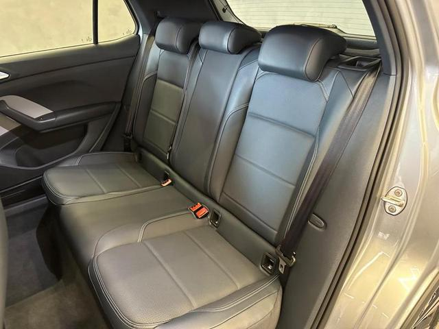 Foto do veículo VOLKSWAGEN T-CROSS T-CROSS HIGHLINE 1.4 TSI FLEX 16V 5P AUT 2024 2.841 KM 147.900,00