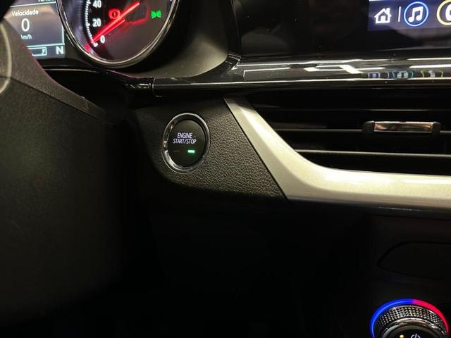 Foto do veículo CHEVROLET MONTANA  PREMIER 1.2 TURBO FLEX 12V AUT 2024 18.400 KM 129.900,00