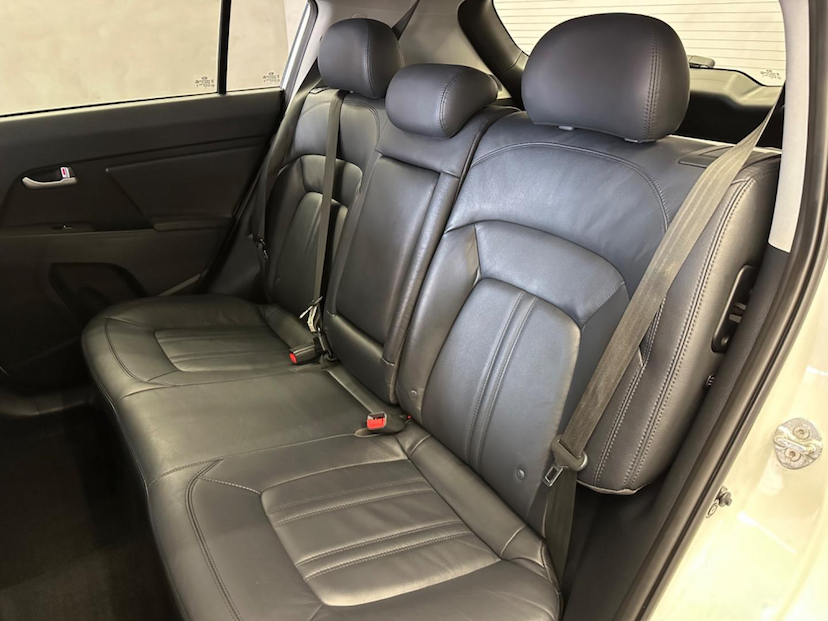 Foto do veículo KIA SPORTAGE KIA  EX2 OFFG4 2015 120.000 KM 85.900,00