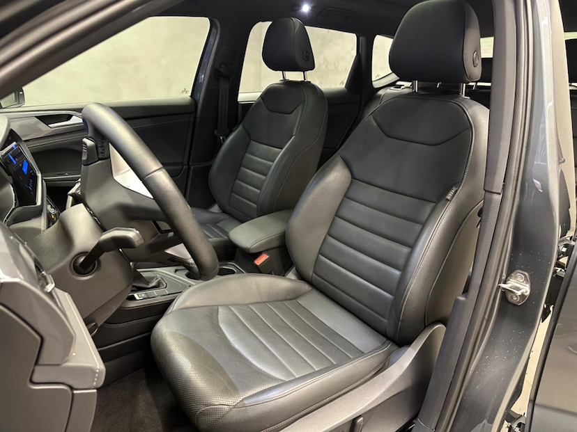 Foto do veículo VOLKSWAGEN TAOS  HL TSI AE 2023 19.375 KM 175.900,00
