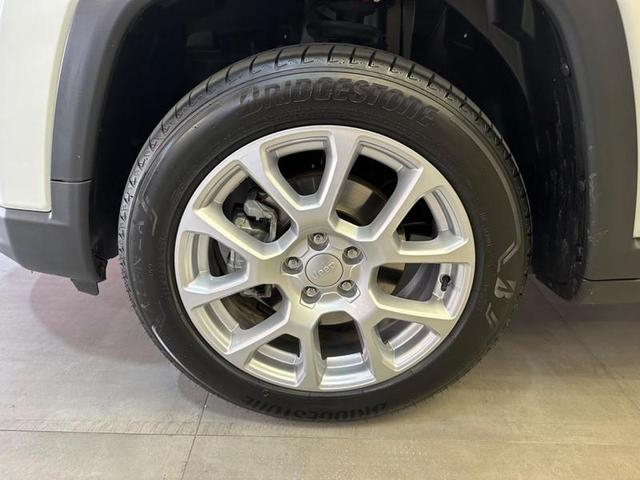 Foto do veículo JEEP COMPASS  LONG. T270 1.3 TB 4X2 FLEX AUT. 2022 33.100 KM 139.900,00