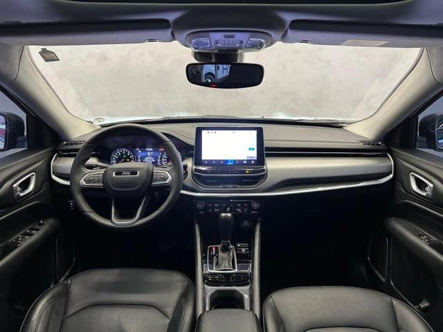 Foto do veículo JEEP COMPASS  LONG. T270 1.3 TB 4X2 FLEX AUT. 2022 33.100 KM 139.900,00