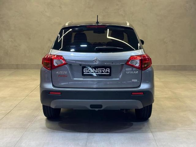 Foto do veículo SUZUKI VITARA SUZUKI  4SPO 2W 2018 49.143 KM 89.900,00