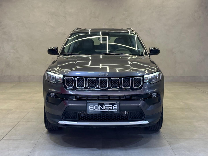 Foto do veículo JEEP COMPASS  LONG TF 2022 41.212 KM 133.900,00