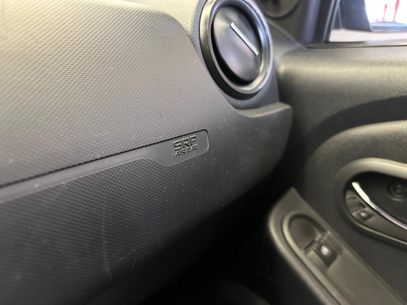 Foto do veículo RENAULT DUSTER  16 E CVT 2018 80.297 KM 69.900,00
