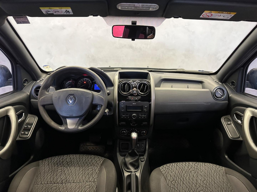 Foto do veículo RENAULT DUSTER  16 E CVT 2018 80.297 KM 69.900,00