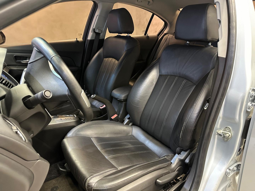 Foto do veículo CHEVROLET CRUZE  LT NB AUT 2012 87.680 KM 59.900,00
