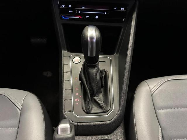 Foto do veículo VOLKSWAGEN NIVUS  1.0 200 TSI HIGHLINE 2022 52.970 KM 114.900,00