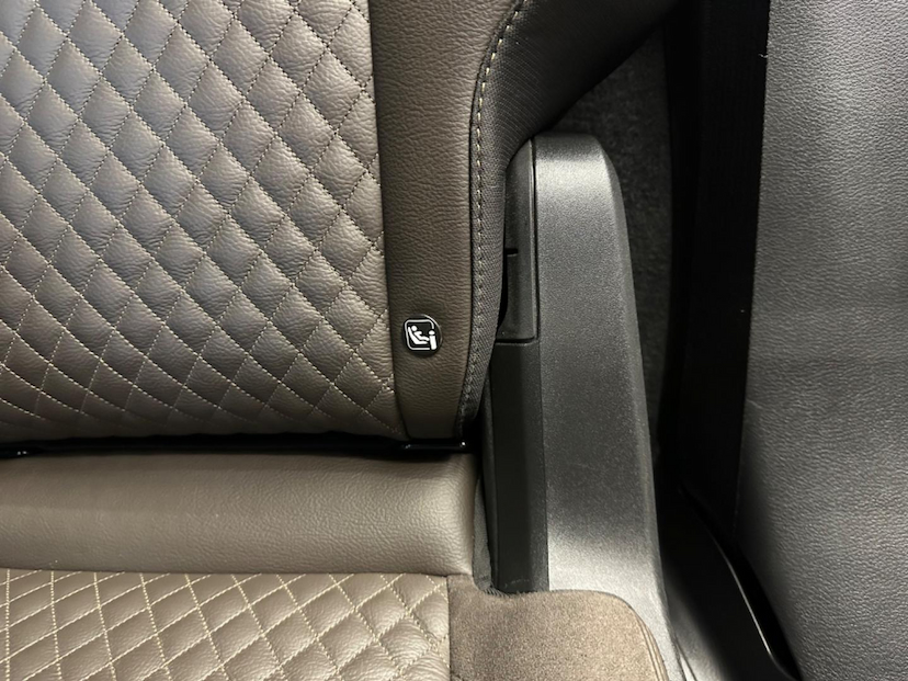 Foto do veículo JEEP COMMANDER  OVERLAND T270 1.3 TB FLEX AUT 2023 26.727 KM 199.900,00