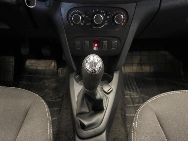 Foto do veículo RENAULT SANDERO  1.6 EXPRESSION 2018 132.600 KM 45.900,00