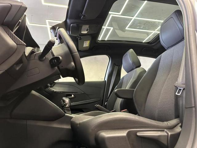 Foto do veículo PEUGEOT 208  STYLE 1.0 TURBO FLEX 5P AUT 2024 8.711 KM 99.900,00