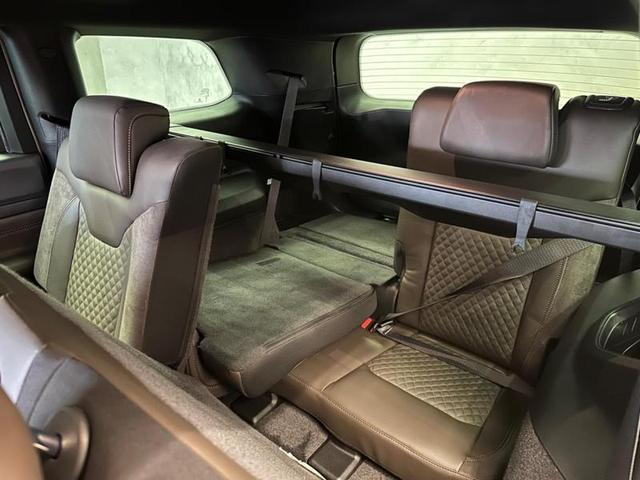 Foto do veículo JEEP COMMANDER  OVR TD380 2022 8.909 KM 214.900,00