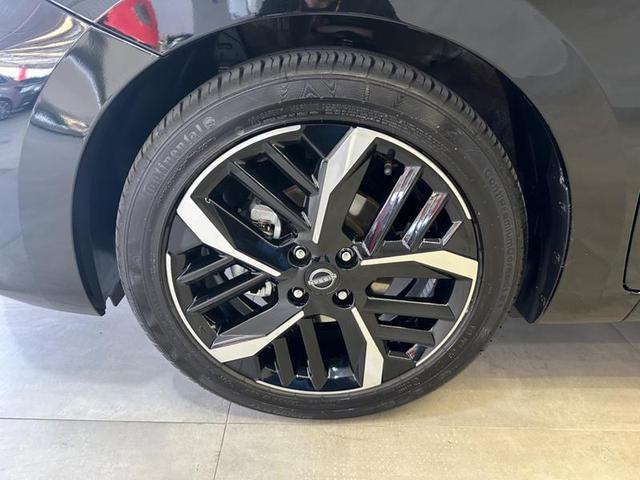 Foto do veículo NISSAN VERSA  1.6 EXCLUSIVE CVT 2024 7.765 KM 113.900,00
