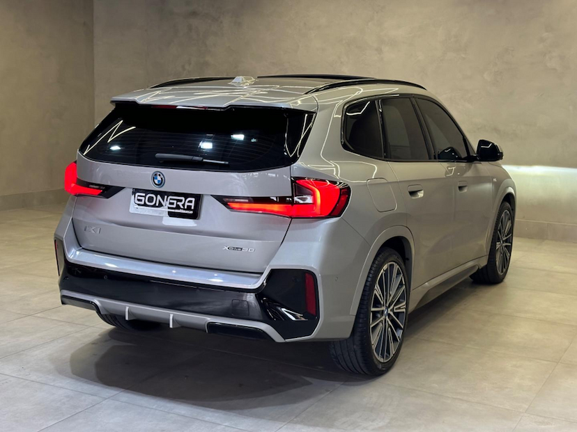 Foto do veículo BMW IX1  XDRIVE 30 M SPORT (ELÉTRICO) 2024 9.443 KM 305.900,00