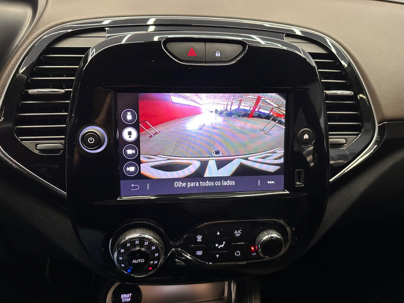 Foto do veículo RENAULT CAPTUR  ICONIC 1.3 TB 16V FLEX 5P AUT 2022 31.018 KM 108.900,00