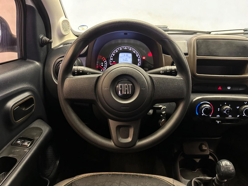 Foto do veículo FIAT MOBI  TREKKING 1.0 FLEX 5P 2021 94.005 KM 52.900,00