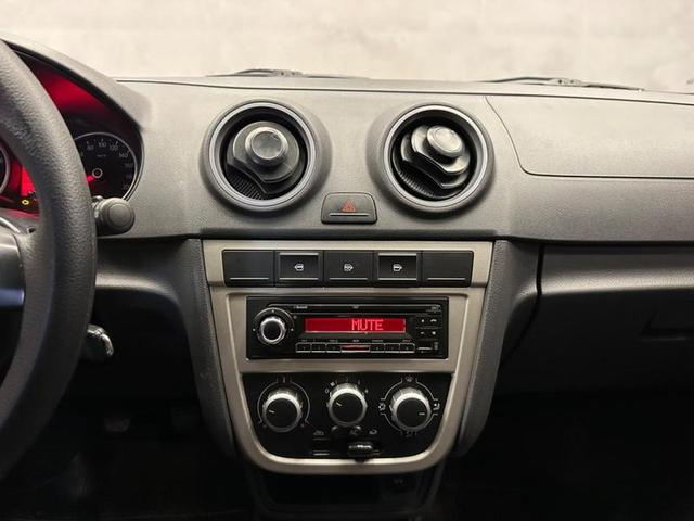 Foto do veículo VOLKSWAGEN VOYAGE  1.0 CITY 2011 95.712 KM 34.900,00