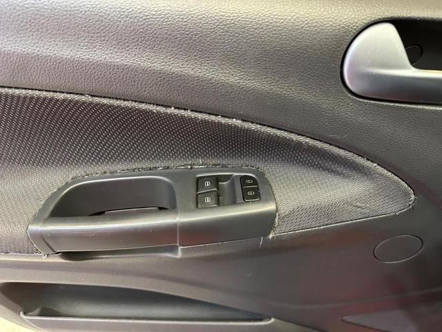 Foto do veículo VOLKSWAGEN VOYAGE  1.0 CITY 2011 95.712 KM 34.900,00