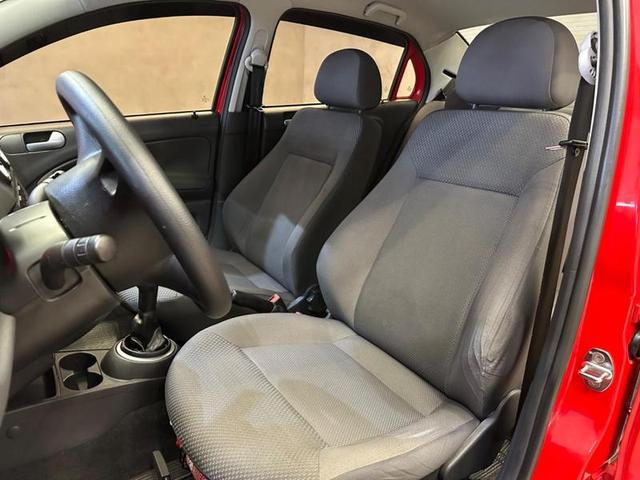 Foto do veículo VOLKSWAGEN VOYAGE  1.0 CITY 2011 95.712 KM 34.900,00
