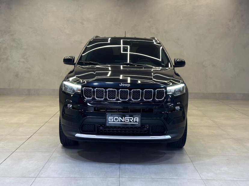 Foto do veículo JEEP COMPASS  LONG TF 2023 40.381 KM 144.900,00