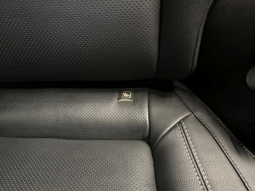 Foto do veículo JEEP COMPASS  LONG TF 2023 40.381 KM 144.900,00