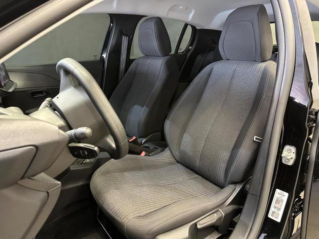Foto do veículo PEUGEOT 208  LIKE MT 2022 37.513 KM 64.900,00