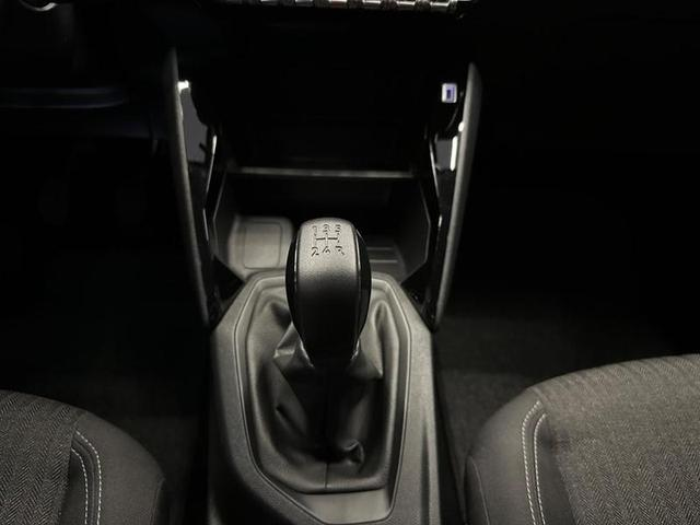 Foto do veículo PEUGEOT 208  LIKE MT 2022 37.513 KM 64.900,00