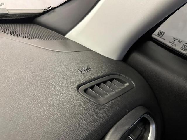 Foto do veículo JEEP RENEGADE  1.8 4X2 FLEX 16V AUT. 2021 62.137 KM 79.900,00