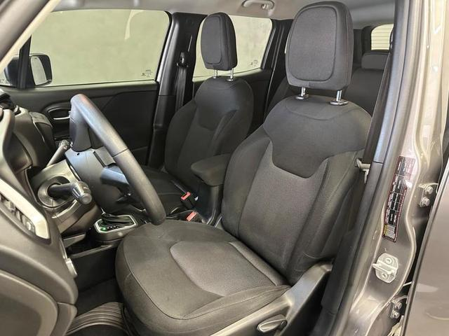 Foto do veículo JEEP RENEGADE  1.8 4X2 FLEX 16V AUT. 2021 62.137 KM 79.900,00
