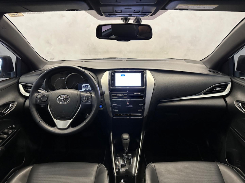 Foto do veículo TOYOTA YARIS  HB XLS 1.5 AT 2020 49.600 KM 89.900,00