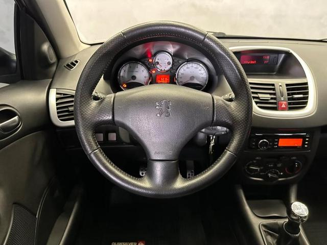 Foto do veículo PEUGEOT 207  HATCH QUIKSILVER 1.6 8V FLEX 4P 2012 44.930 KM 32.900,00