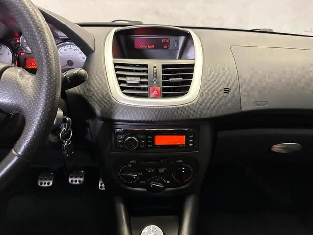 Foto do veículo PEUGEOT 207  HATCH QUIKSILVER 1.6 8V FLEX 4P 2012 44.930 KM 32.900,00