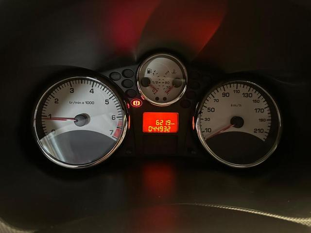 Foto do veículo PEUGEOT 207  HATCH QUIKSILVER 1.6 8V FLEX 4P 2012 44.930 KM 32.900,00