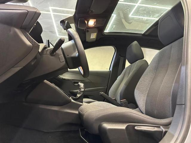 Foto do veículo PEUGEOT 208 NEW  1.0 MT 2024 8.212 KM 86.900,00