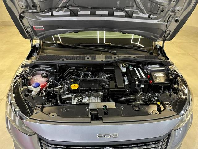 Foto do veículo PEUGEOT 208 NEW  1.0 MT 2024 8.212 KM 86.900,00