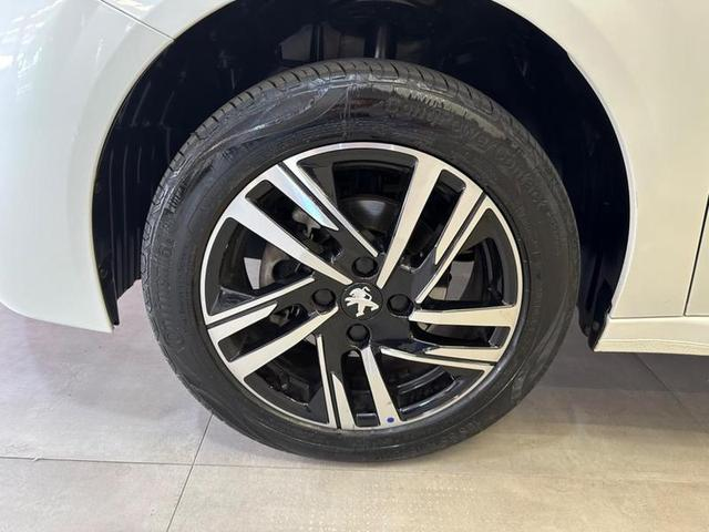 Foto do veículo PEUGEOT 208  ROADTRIP 1.6 FLEX 16V 5P AUT 2023 15.428 KM 94.900,00