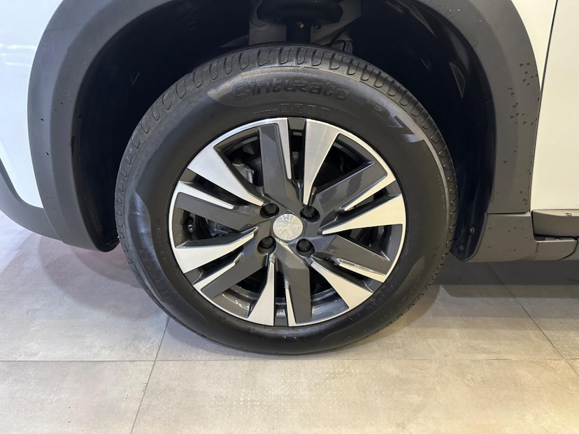Foto do veículo PEUGEOT 2008  GRF THP AT 2023 18.422 KM 102.900,00