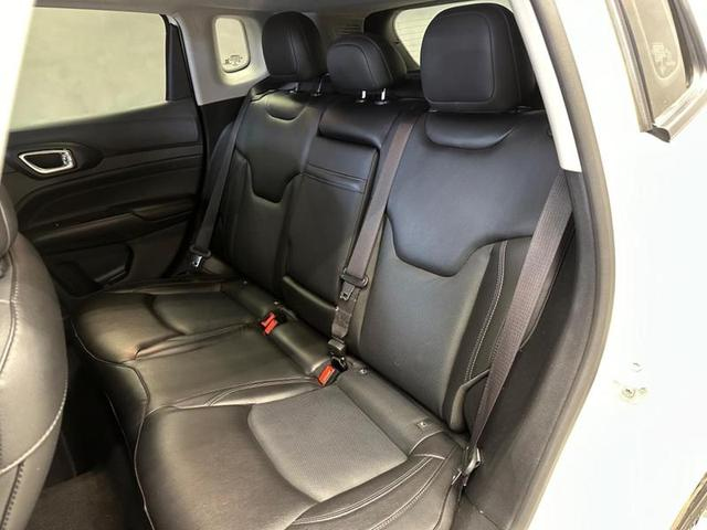 Foto do veículo JEEP COMPASS  LONGITUDE T270 TURBO FLEX AUT. 2022 28.712 KM 135.900,00