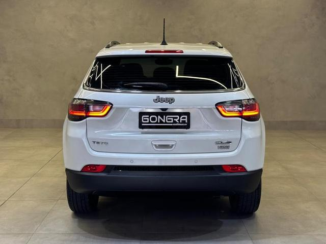 Foto do veículo JEEP COMPASS  LONGITUDE T270 TURBO FLEX AUT. 2022 28.712 KM 135.900,00